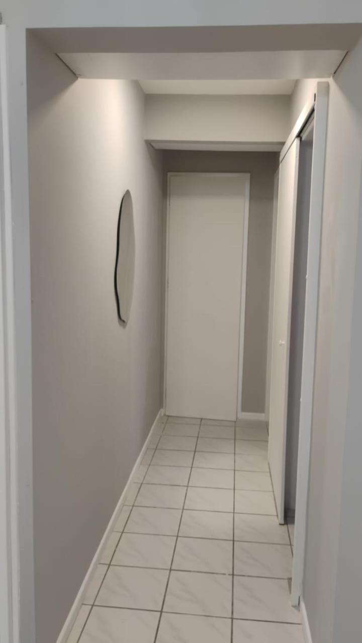 Apartamento Apto Reformado, Proximo A Areia Da De Bc , Roda Gigante E Brava - *