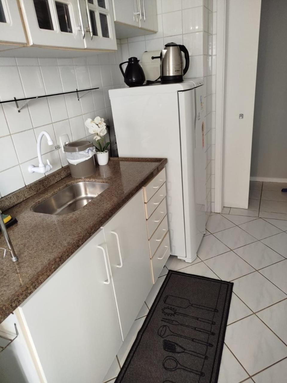 Apto Reformado, Proximo A Areia Da De Bc , Roda Gigante E Brava - Apartamento Balneario Camboriu