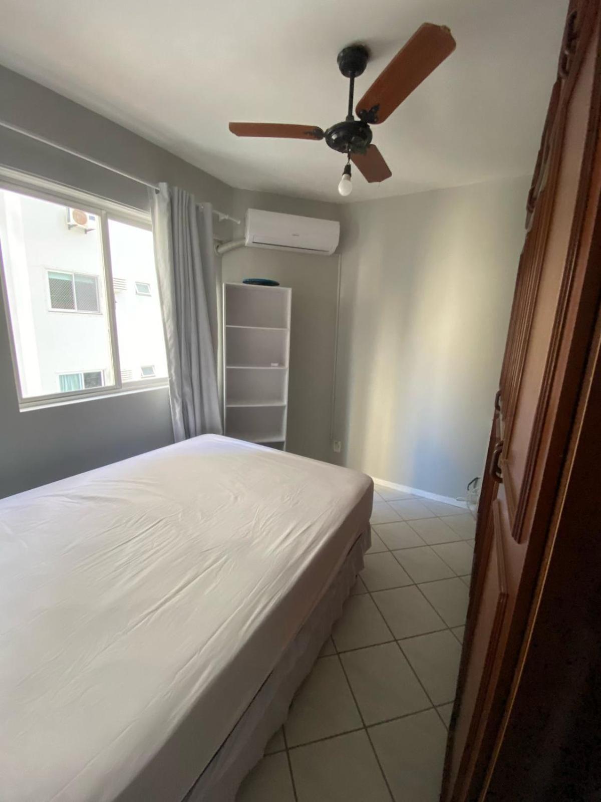 Apto Reformado, Proximo A Areia Da De Bc , Roda Gigante E Brava - Apartamento *